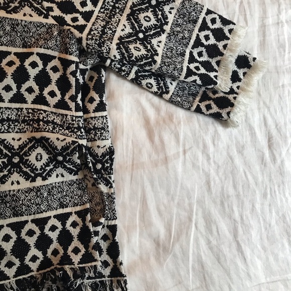 Jacket/wrap - Picture 5 of 8